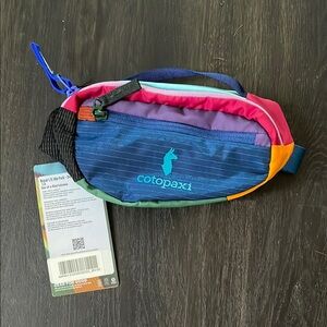 Cotopaxi Kapai 1.5 del día Colorful Hip Pack with Blue and fucshia Accents